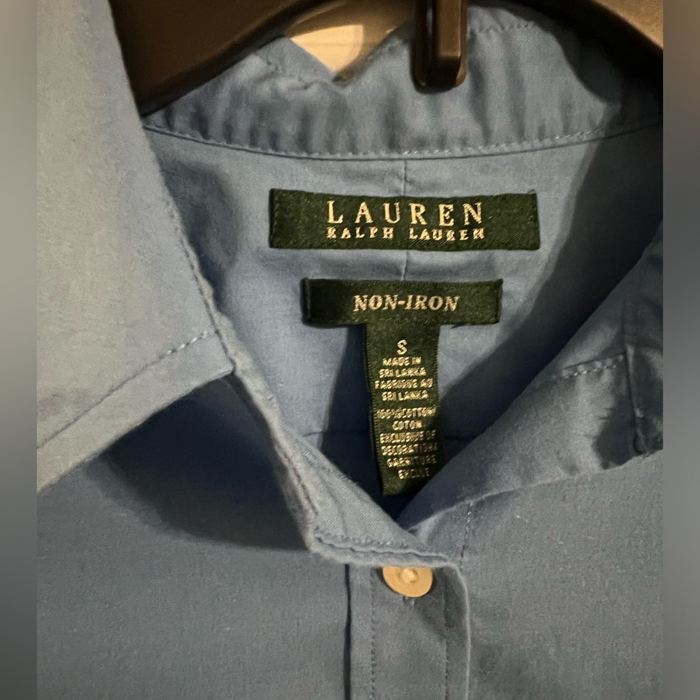 Lauren Ralph Lauren Women’s Blue Non-Iron Button Down Long-sleeve Shirt Small - Picture 3 of 4